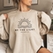 Beige sweatshirt til kvinder med solprint og tekst