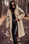 Cappotto in ecopelliccia beige da donna con cappuccio