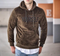 Sweat à capuche marron en peluche avec texte "Invest in Yourself"
