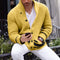 Cardigan en tricot jaune à boutons pour homme
